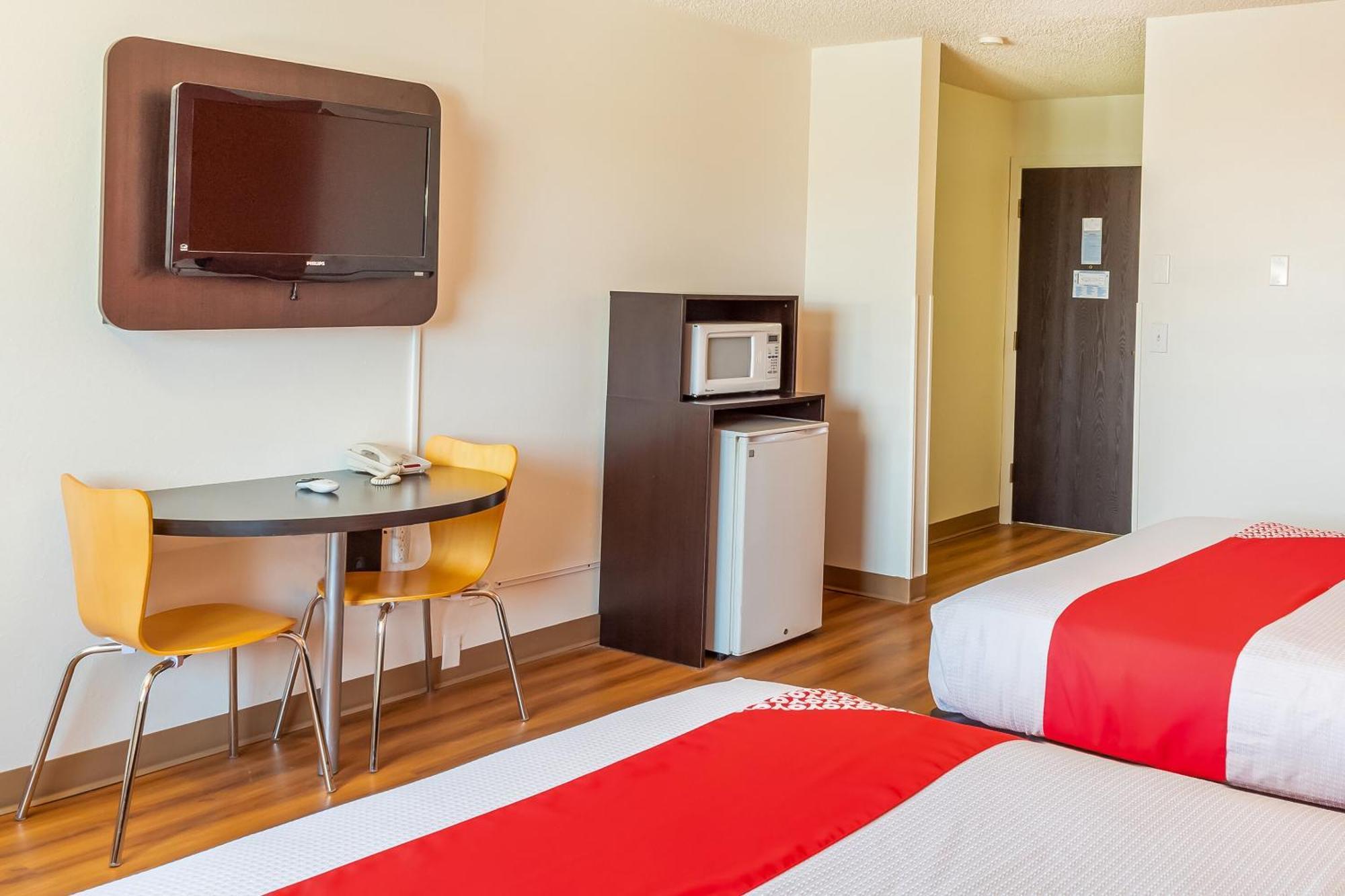 Oyo Hotel Shelby Mt Hwy 2 & I-15 المظهر الخارجي الصورة