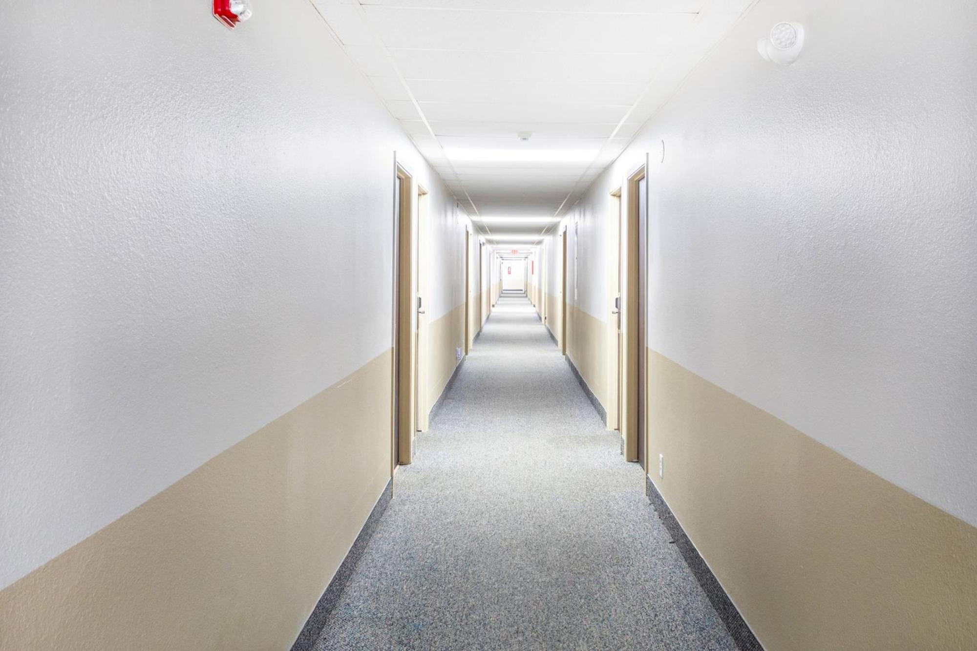 Oyo Hotel Shelby Mt Hwy 2 & I-15 المظهر الخارجي الصورة