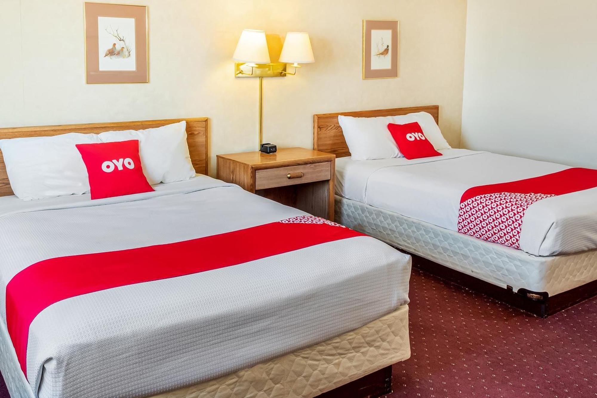 Oyo Hotel Shelby Mt Hwy 2 & I-15 المظهر الخارجي الصورة